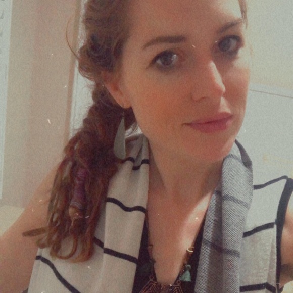 Meet your Posher, Mara - Picture 3 of 4